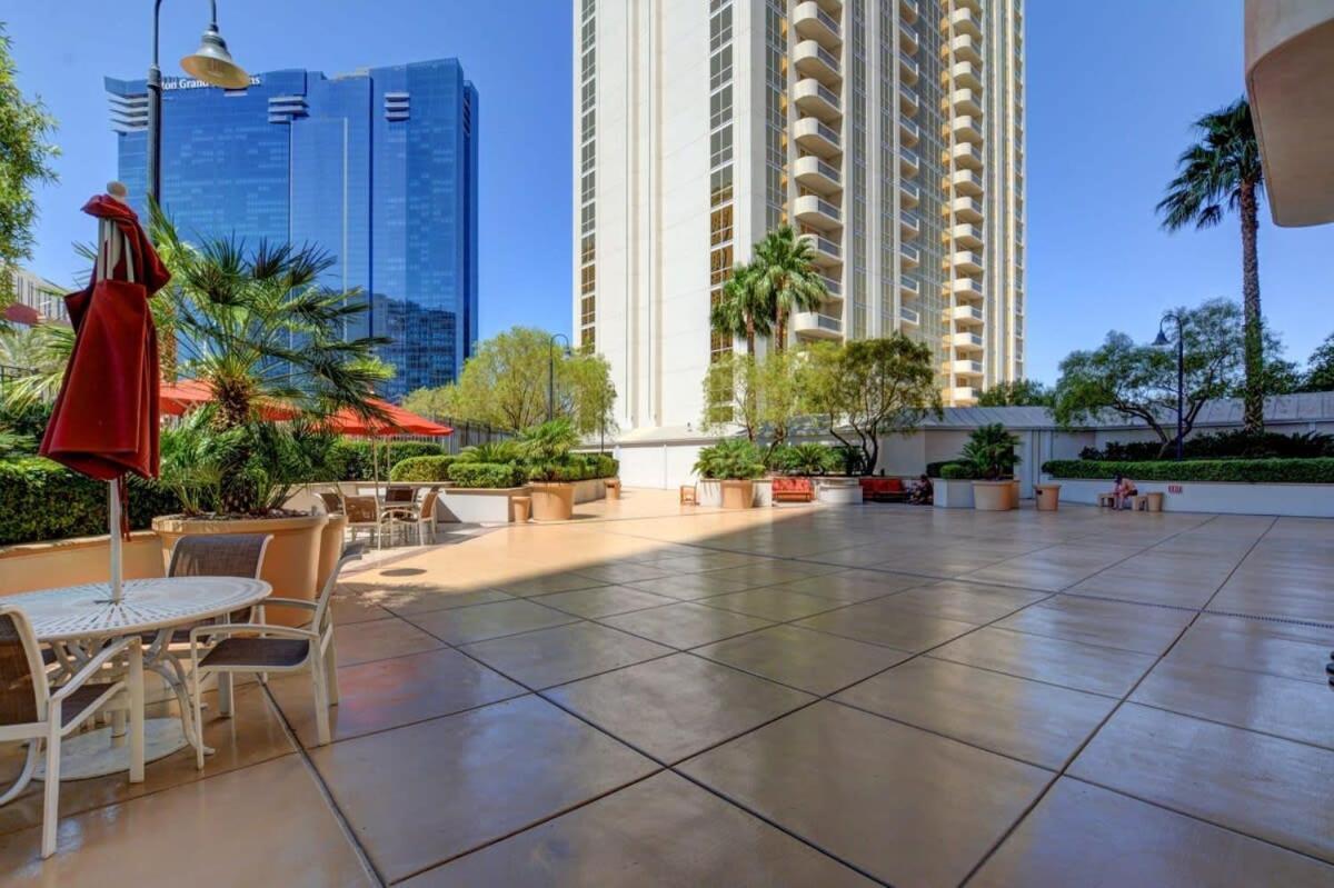 Mgm Signature-24-709 Strip View Jacuzzi Studio Las Vegas Exterior foto